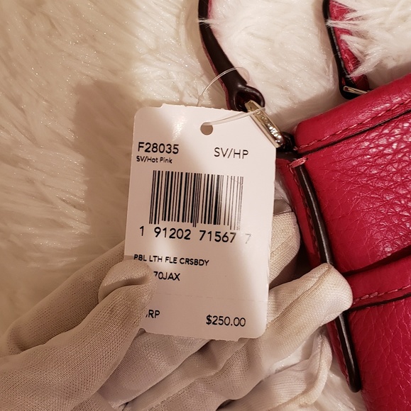 Brand New with Tag Coach Sling Bag MSRP $250 - Picture 4 of 8